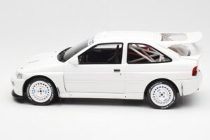 Ford Escort RS Cosworth Group A Blanc Otto 1:18 OT1025 Résine — image 3 sur 6
