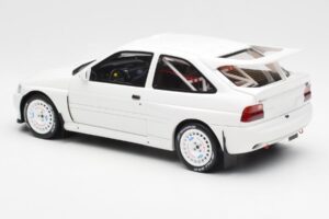 Ford Escort RS Cosworth Group A Blanc Otto 1:18 OT1025 Résine — image 5 sur 6