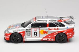 Ford Escort RS Cosworth #9 A. Vatanen Rally Acropolis 1994 IXO 1:18 18RMC108 Métal — image 3 sur 6