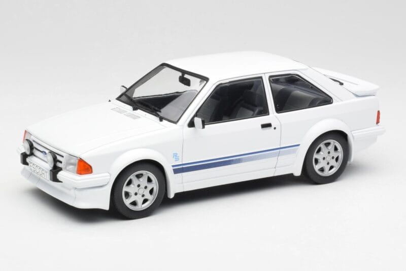 Ford Escort RS Turbo Blanc MCG 1:18 MCG18419 Métal