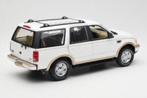 Ford Expedition Eddie Bauer Blanc UT Models 1:18 22712 Métal — image 3 sur 8
