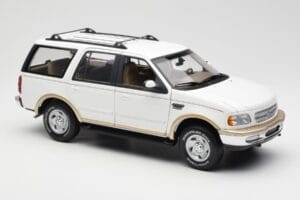 Ford Expedition Eddie Bauer Blanc UT Models 1:18 22712 Métal — image 6 sur 8