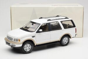 Ford Expedition Eddie Bauer Blanc UT Models 1:18 22712 Métal — image 8 sur 8