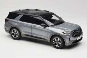 Ford Explorer Gris OEM 1:18 FORD2020 Métal — image 6 sur 8
