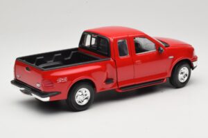 Ford F-150 Flareside SuperCab Rouge Mira 1:18 6217 Métal — image 3 sur 8