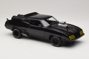 Ford Falcon XB Interceptor Mad Max 2 The Road Warrior AUTOart 1:18 72745 Métal — image 6 sur 8