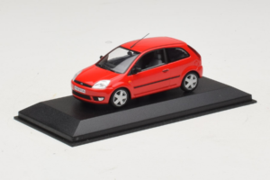 Ford Fiesta Mk5 2-Door Rouge Minichamps 1:43 FIESTA004 Métal — image 2 sur 4