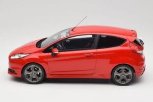 Ford Fiesta ST Mk7 Race Red Otto 1:18 OT1087 Résine — image 3 sur 6