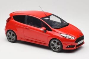 Ford Fiesta ST Mk7 Race Red Otto 1:18 OT1087 Résine — image 4 sur 6