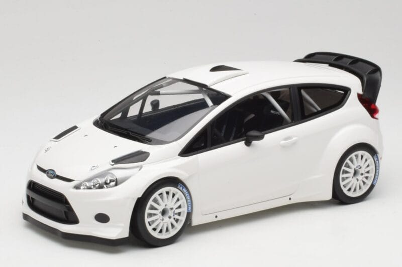 Ford Fiesta RS WRC Street Mk7 Blanc Minichamps 1:18 151110890 Métal