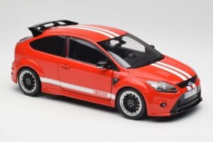 Ford Focus RS LM Classic Edition Race Red 1967 Ford Mk IV Tribute Minichamps 1:18 100080067 Métal — image 6 sur 8