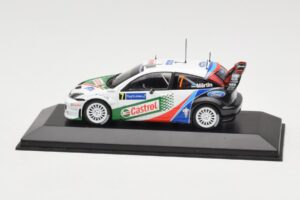 Ford Focus RS WRC #7 M. Martin / M. Park Winner Rally Catalunya 2004 Minichamps 1:43 400048497 Métal