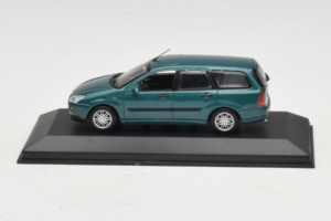Ford Focus Mk1 Turnier Vert Minichamps 1:43 FOCUS003 Métal
