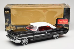 Ford Galaxie 500 Noir Sun Star 1:18 1442 Métal — image 8 sur 8