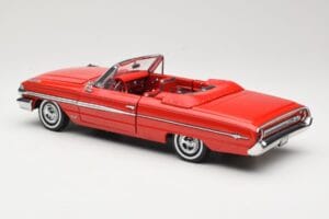 Ford Galaxie 500 Cabriolet Rouge Sun Star 1:18 1420 Métal — image 7 sur 8