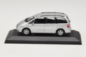 Ford Galaxy Mk2 Argent Minichamps 1:43 GALAXY001 Métal