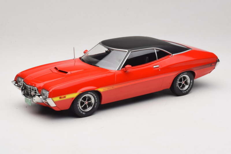 Ford Gran Torino Sport Rouge IXO 1:18 18CMC263 Métal