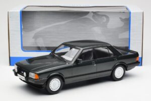 Ford Granada Mk2 2.8 Injection Vert Foncé MCG 1:18 MCG18263 Métal — image 6 sur 6