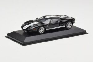 Ford GT Noir Minichamps 1:43 400084204 Métal — image 2 sur 4