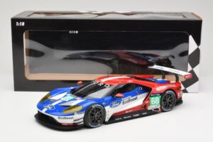 Ford GT GTE #68 D. Muller / J. Hand / S. Bourdais Chip Ganassi Racing LMGTE Pro 24 Hours of Le Mans 2016 Winner Minichamps 1: — image 6 sur 6