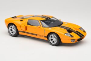 Ford GT Orange Beanstalk Group 1:18 686500597 Métal — image 6 sur 8
