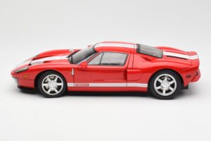 Ford GT Rouge AUTOart 1:18 73021 Métal — image 4 sur 8
