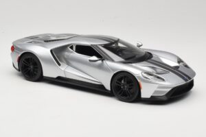 Ford GT Argent Maisto 1:18 31384 Métal — image 6 sur 8