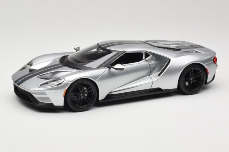 Ford GT Argent Maisto 1:18 31384 Métal