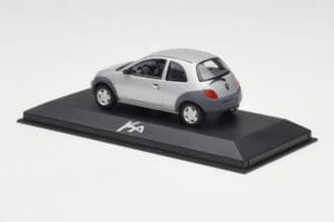 Ford Ka Mk1 Gris Argent Minichamps 1:43 130248 Métal — image 3 sur 4