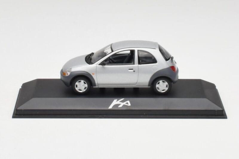 Ford Ka Mk1 Gris Argent Minichamps 1:43 130248 Métal