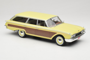 Ford Country Squire Jaune MCG 1:18 MCG18048 Métal — image 4 sur 6
