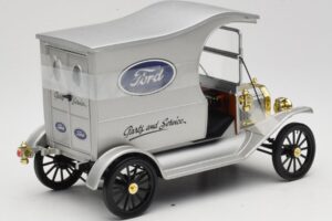 Ford Model T Delivery Truck Argent Eagle Collectibles 1:18 430600 Métal — image 2 sur 6