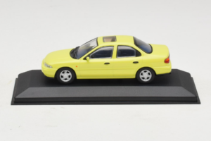 Ford Mondeo Mk1 Citrus Yellow Minichamps 1:43 MIN0821001 Métal