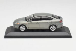 Ford Mondeo Mk3 Berline Gris Metallic Minichamps 1:43 IND403086003 Métal