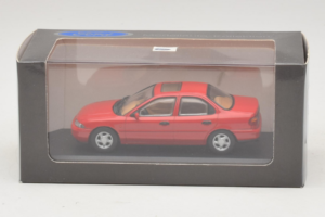 Ford Mondeo Mk1 Berline Rouge Minichamps 1:43 82000 Métal — image 4 sur 4