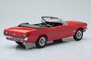 Ford Mustang Cabriolet Rouge Norev 1:18 182810 Métal — image 2 sur 6