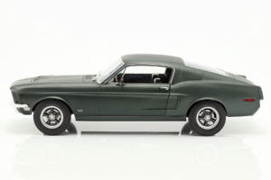 Ford Mustang Fastback Satin Green Metallic Norev 1:12 122702 Métal — image 3 sur 5