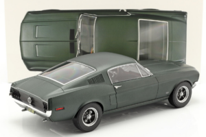 Ford Mustang Fastback Satin Green Metallic Norev 1:12 122702 Métal — image 4 sur 5