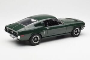 Ford Mustang GT Bullitt Vert AUTOart 1:18 72812 Métal — image 3 sur 8