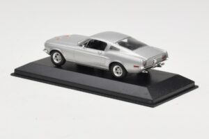 Ford Mustang GT Argent Minichamps 1:43 FORD001 Métal — image 3 sur 4