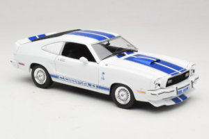 Ford Mustang II Cobra II Charlie's Angels Movie Greenlight 1:18 12880 Métal — image 6 sur 8