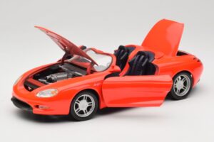 Ford Mustang Mach III Concept Orange Maisto 1:18 50232 Métal — image 2 sur 8