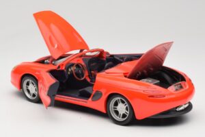 Ford Mustang Mach III Concept Orange Maisto 1:18 50232 Métal — image 5 sur 8