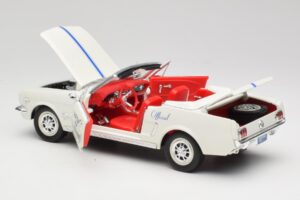 Ford Mustang Pace Car Wimbledon White Solido 1:18 81578 Métal — image 5 sur 8