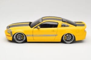 Ford Mustang S197 Cesam by Parotech Jaune Norev 1:18 182700 Métal — image 4 sur 8