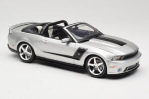 Ford Mustang S197 Roush 427R Cabriolet Argent Maisto 1:18 31669 Métal — image 6 sur 8