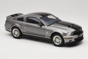 Ford Mustang S197 Shelby GT500 40th Anniversary Gris Shelby Collectibles 1:18 DC075005 Métal — image 6 sur 8
