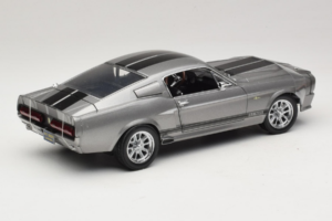 Ford Mustang Shelby GT500 Eleanor Shelby Collectibles 1:18 9081 Métal — image 3 sur 8