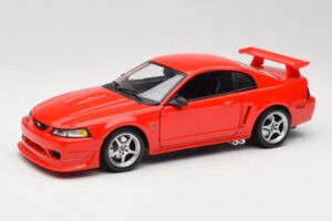 Ford Mustang SVT Cobra R SN95 Rouge Maisto 1:18 531872 Métal