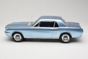 Ford Mustang V8 Hardtop Pony GT Silver Blue GT Spirit 1:12 G089 Résine — image 3 sur 6